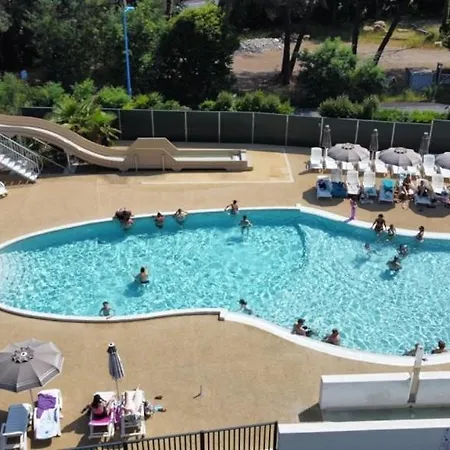 4 Etoiles - Piscine - Ccbga0g